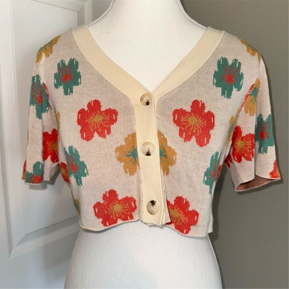 Cider Women's Floral Print Cropped Cardigan‎ Sweater Size M